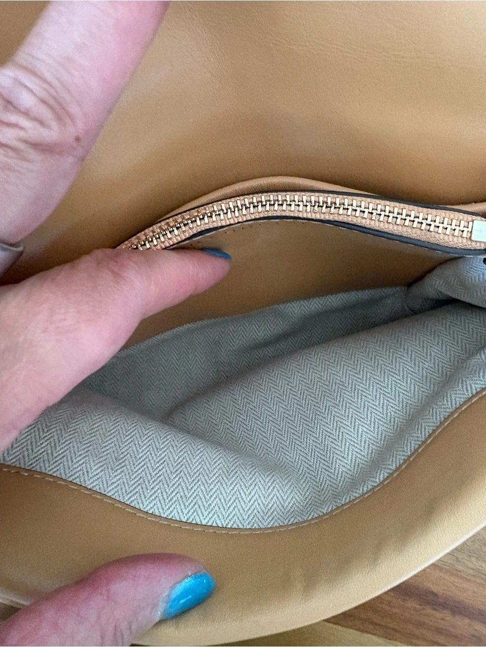 Authentic Tory Burch Miller Canvas Leather Crossbody